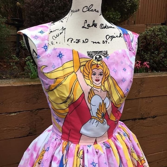 CUSTOM MADE PINUP STYLE SHE-RA DRESS - Picture 2 of 3